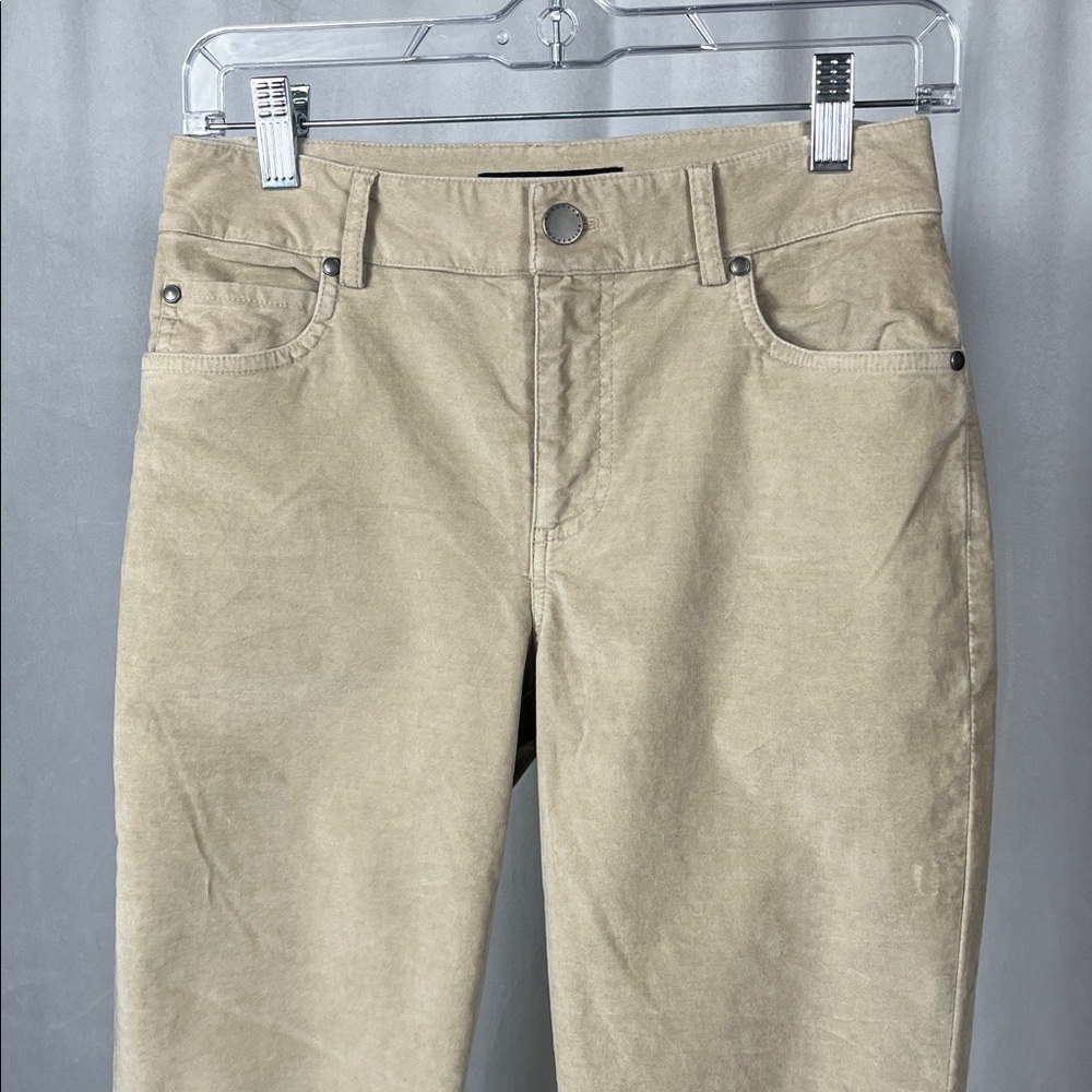 Peruvian Connection Zoe Velveteen Jeans in Parchment. - Picture 4 of 8